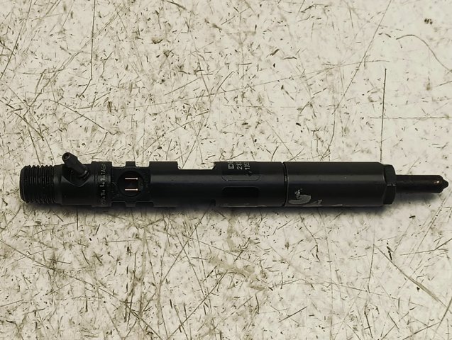 8200049876 Inyector comprar Almería