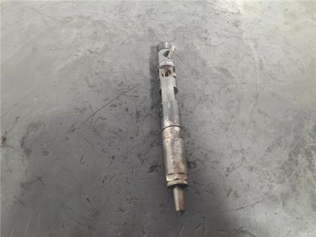 8200049876 RENAULT Inyector  en stock Huelva