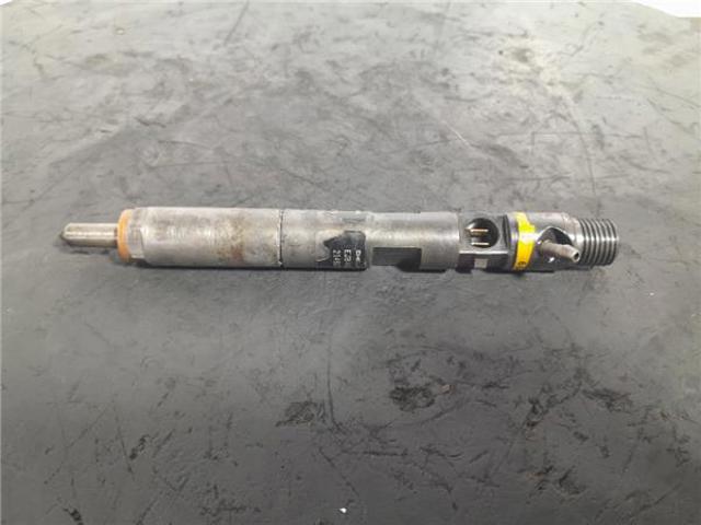 RENAULT 8200049876 Inyector de combustible  comprar en Murcia