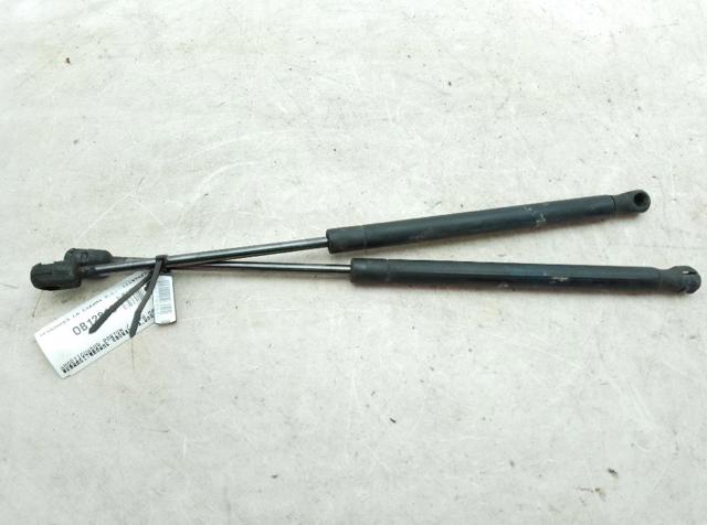 8200051750 Amortiguador maletero  en stock Granada