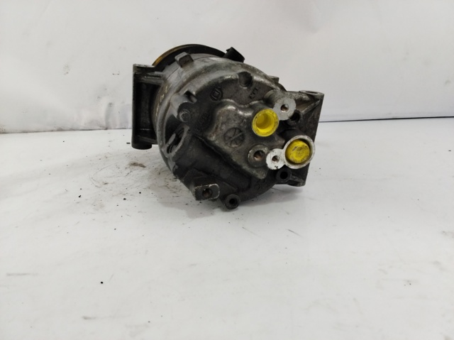 8200053264 RENAULT Compresor de aire acondicionado  comprar en Oviedo
