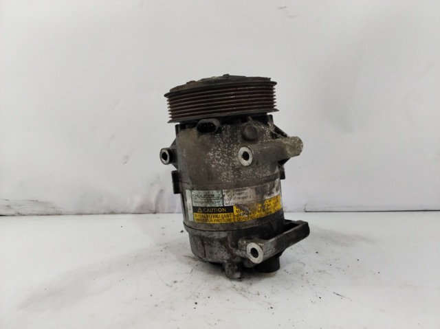 RENAULT 8200053264 Compresor de aire acondicionado  comprar en Murcia