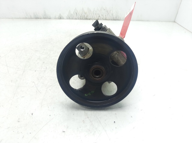 RENAULT 8200054528 Bomba de dirección asistida  disponible Lugo