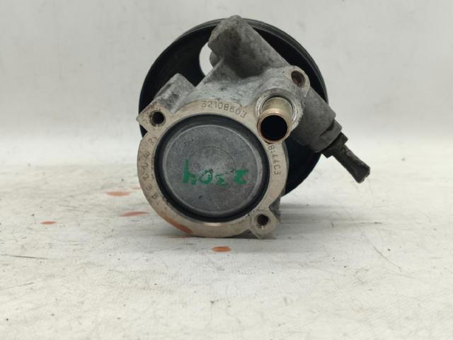 8200054528 RENAULT Bomba de dirección  en stock Huelva