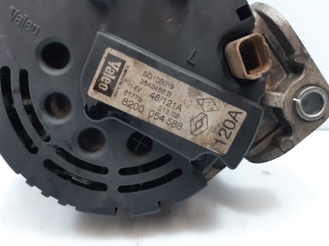 8200054588 RENAULT Alternador  comprar en Jaén