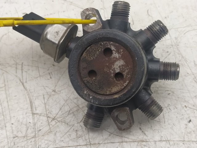 RENAULT 8200057232 Rampa de combustible  disponible Lugo