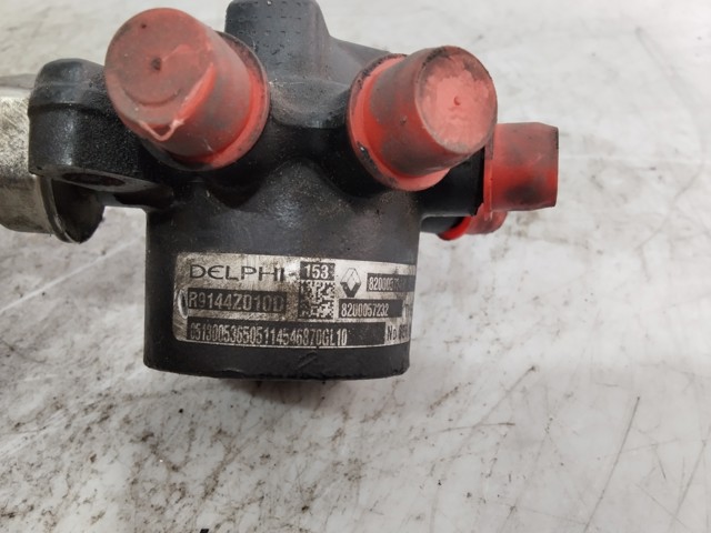 RENAULT 8200057232 Rampa de combustible  comprar en Ponferrada