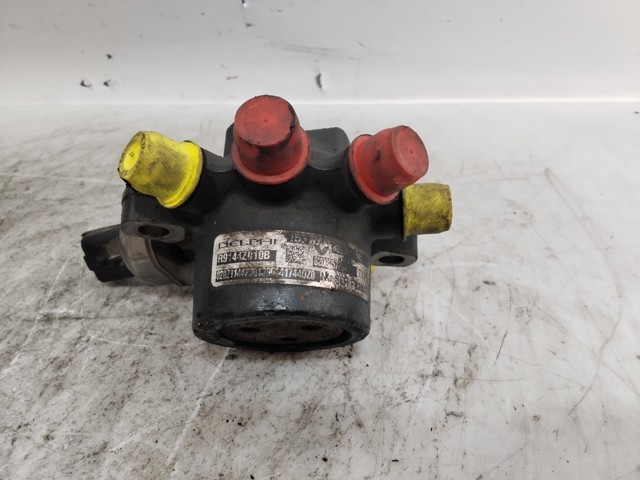 RENAULT 8200057232 Rampa de combustible  comprar en Albacete