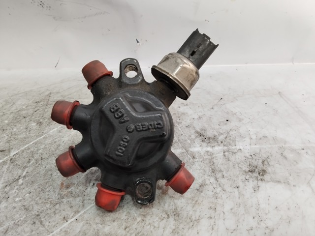 8200057232 Rampa de combustible  comprar en Pontevedra