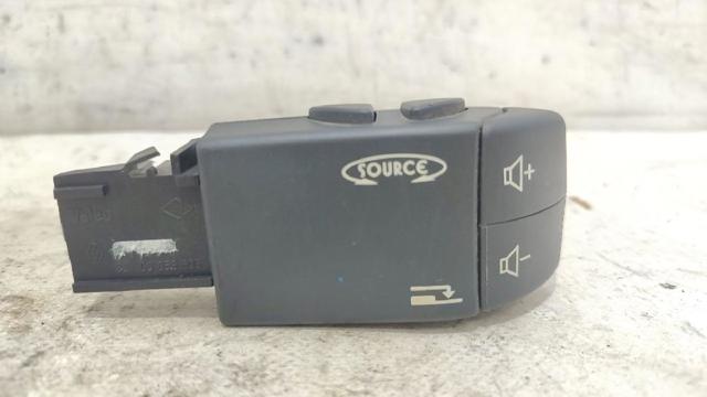 8200058695 Renault (RVI)