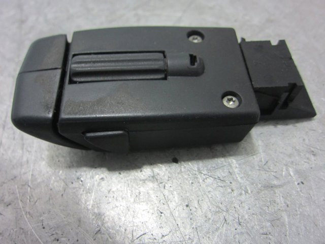 RENAULT 8200058695  disponible Lugo