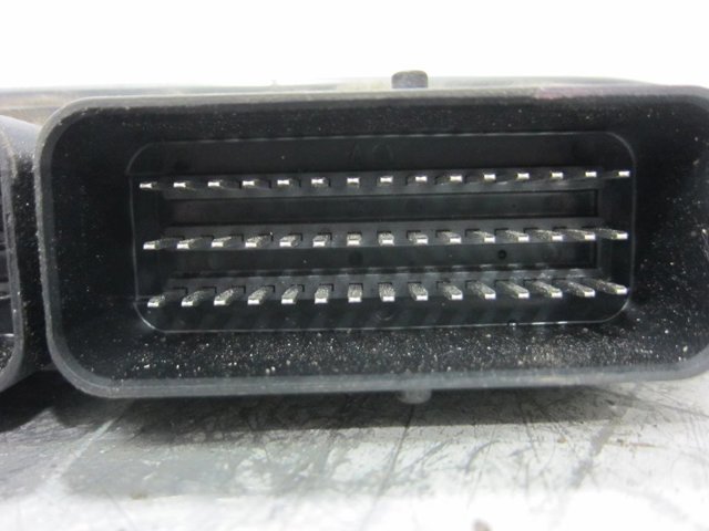 8200059086 Unidad de control del motor (ECU)  comprar en Pontevedra