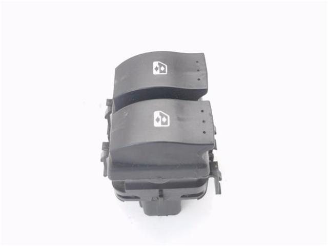 8200060045 RENAULT Unidad de control de elevalunas delantera izquierda  comprar en Jaén