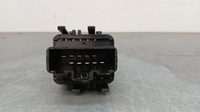 8200060045 Interruptor de elevalunas delantera izquierda comprar Almería