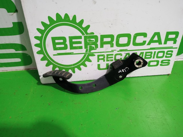 Pedal embrague 8200060841 Renault (RVI)