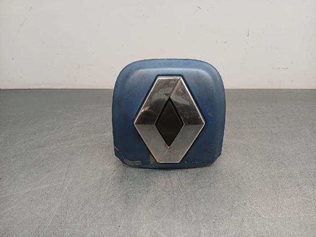 8200060918 Moldura de maletero  en stock Sabadell