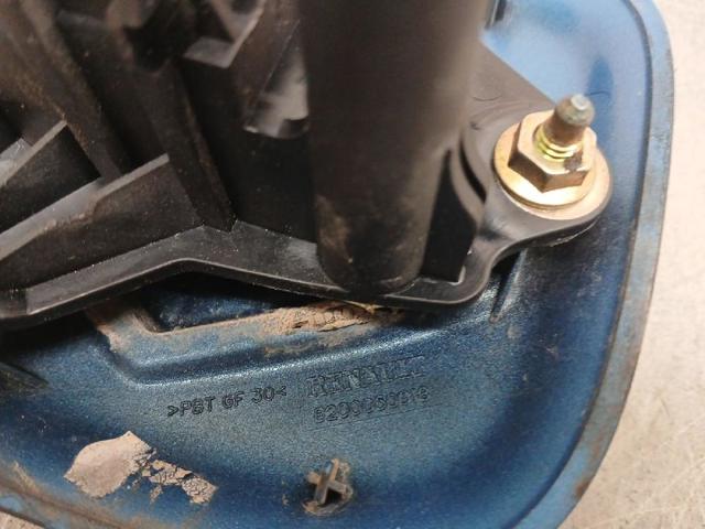 8200060918 RENAULT Moldura de maletero  en stock Huelva