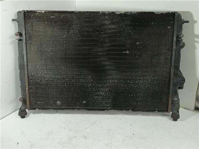 RENAULT 8200062690 Radiador de refrigeración del motor  disponible Valladolid