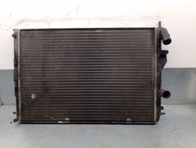 8200062691 RENAULT Radiador de refrigeración del motor  disponible Alicante