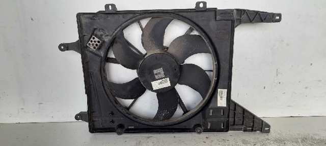 8200065257 RENAULT Difusor del radiador de refrigeración con motor y hélice  disponible Ourense