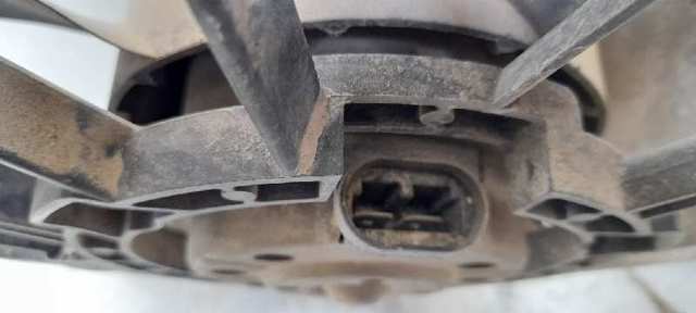 8200065257 RENAULT Difusor del radiador de refrigeración con motor y hélice  disponible Vigo
