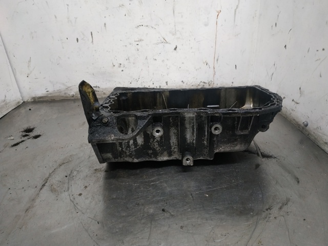 RENAULT 8200066133 Cárter de aceite  disponible Lugo