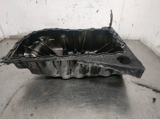 RENAULT 8200066133 Cárter de aceite  disponible Lugo