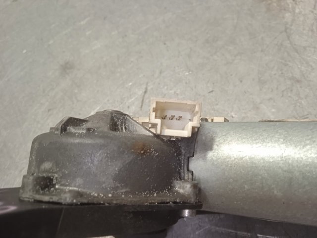 8200071214 Motor del limpiaparabrisas trasero  disponible Utrera