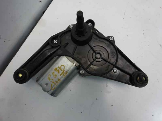 8200071214 Motor limpiaparabrisas, trasera  en stock Granada