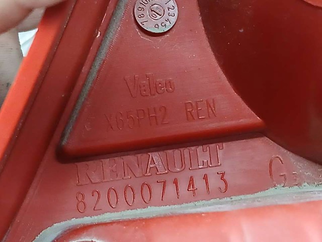 RENAULT 8200071413 Piloto trasero izquierdo  en stock Salamanca