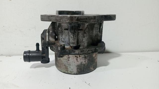 RENAULT 8200072985 Bomba de vacío  comprar en Ponferrada