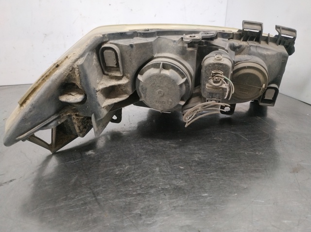 RENAULT 8200073220J Faro izquierdo  comprar en Murcia