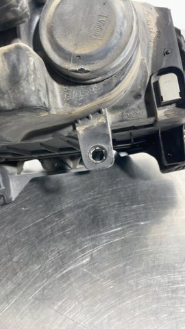 RENAULT 8200073220J Faro izquierdo  comprar en Ponferrada