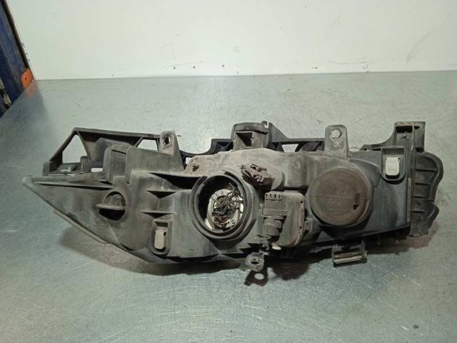 RENAULT 8200073221J Faro derecho  comprar en Albacete