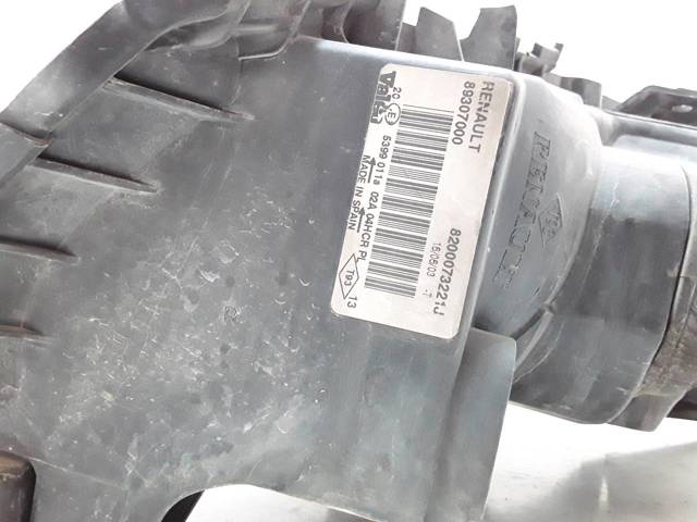 8200073221J RENAULT Faro derecho  en stock Córdoba