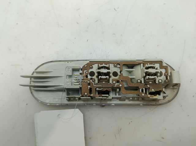 RENAULT 8200073231 Luz de techo interior (cabina) comprar Tarragona