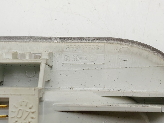 RENAULT 8200073231 Luz de techo interior (cabina)  comprar en Albacete