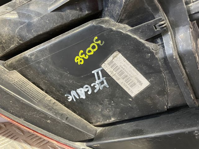 8200073236 Piloto trasero izquierdo comprar Sevilla