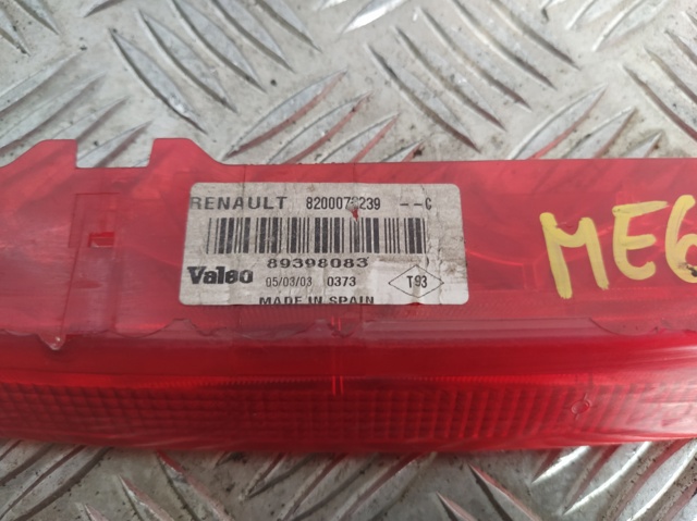 RENAULT 8200073239 Tercera luz de freno comprar Pamplona