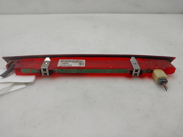 RENAULT 8200073239 Tercera luz de freno  en stock Valencia
