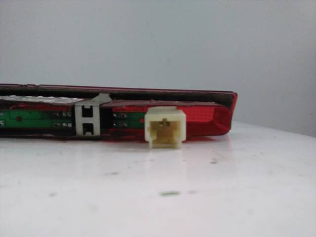 RENAULT 8200073239 Luz de freno trasera adicional  disponible Lugo