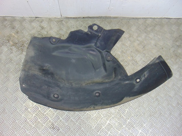 8200073428 RENAULT Paso de rueda delantero izquierdo trasero  comprar en Jaén