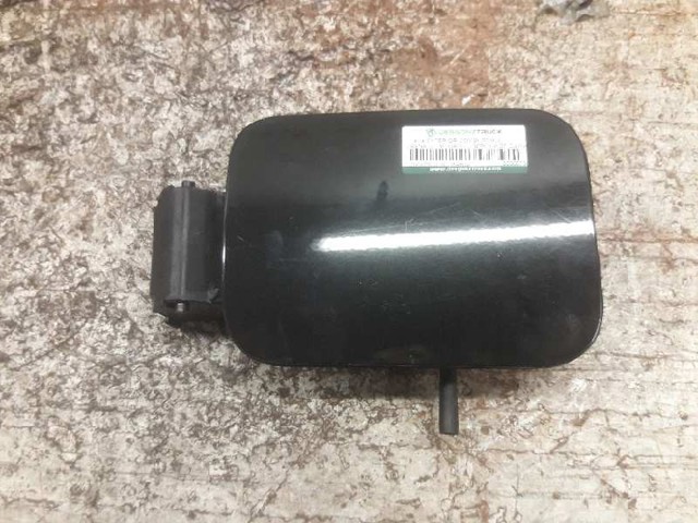 8200073451 Carcasa del tubo de llenado del tanque de combustible comprar Almería