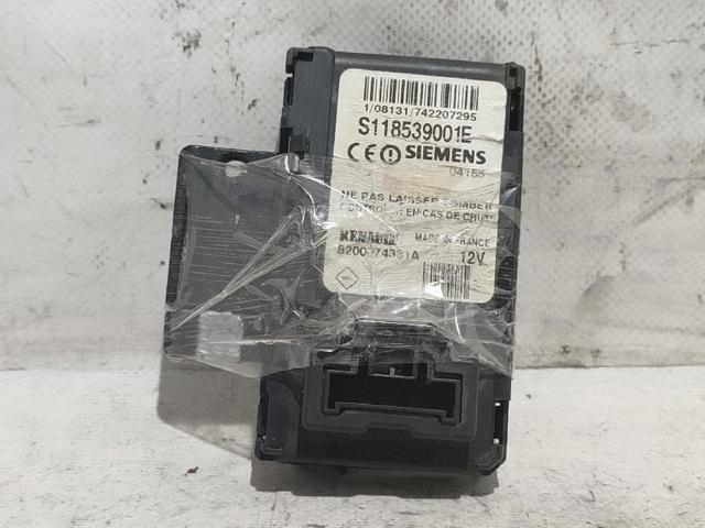8200074331A Renault (RVI)