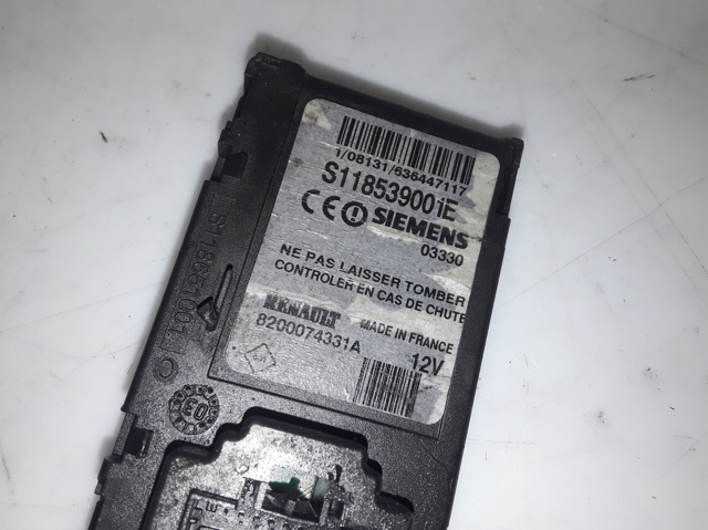 8200074331A RENAULT Cerradura de encendido  comprar en Oviedo