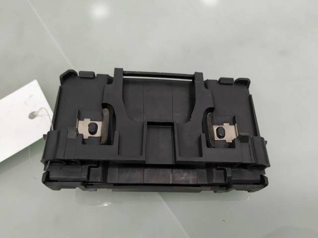 8200074331A Cerradura de encendido  disponible Burgos
