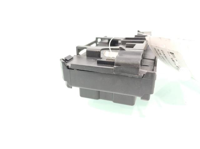 8200074331A RENAULT Bombín de arranque comprar Madrid