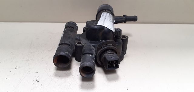 RENAULT 8200074346 Carcasa del termostato  comprar en Ponferrada