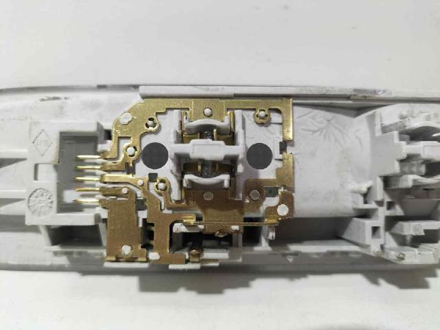 RENAULT 8200074362 Luz interior trasera comprar Pamplona