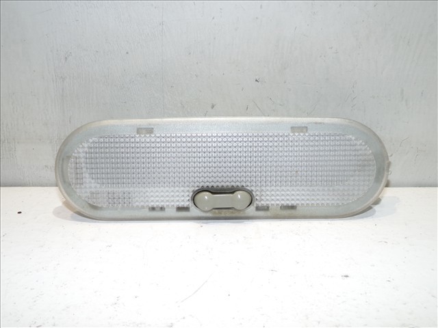 8200074362 RENAULT Luz interior trasera  en stock Huelva